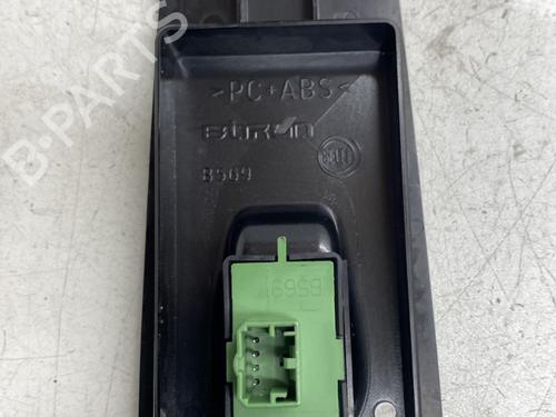 Used Right front window switch Right front window switch FIAT DUCATO Van (250_) 150 Multijet 2,3 D (148 hp) 31794378 31794378