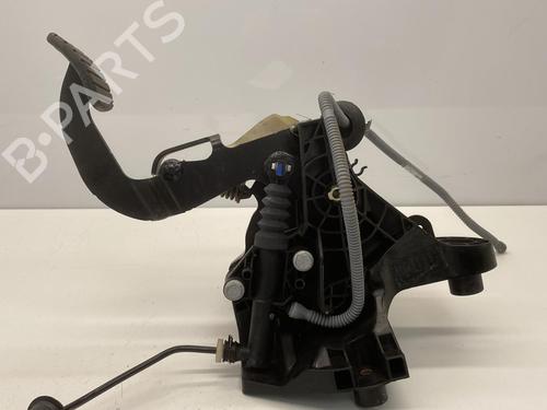 Break pedal RENAULT TRAFIC III Van (FG_) 1.6 dCi 95 (FGMJ, FGMR) | BP22858355I19 