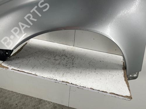 Used Left front fenders Left front fenders VOLVO V50 (545) 2.0 D (136 hp) 34384950 34384950