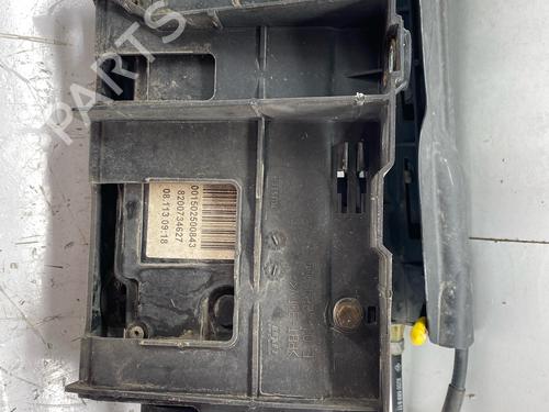 electric-handbrake-renault-scenic-ii-jm01_-2003-2004-2005-2006-2007-2008-2009-2010-35728190 main image