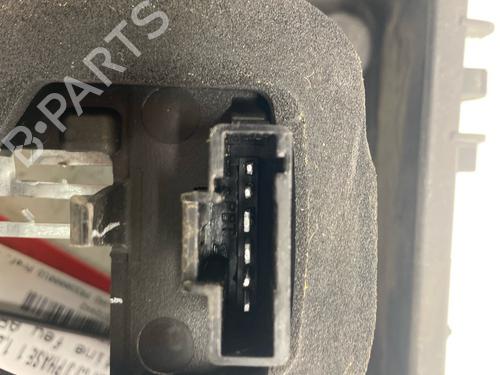 Lampeholder CITROËN C3 III (SX) 1.2 VTi 82 | BP39663174L10 - Image 2