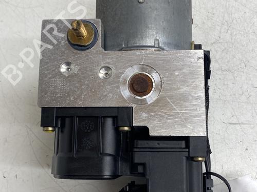 ABS Bremseaggregat RENAULT CLIO II (BB_, CB_) 1.4 16V (B/CB0P, BB13) (98 hp) 28567922