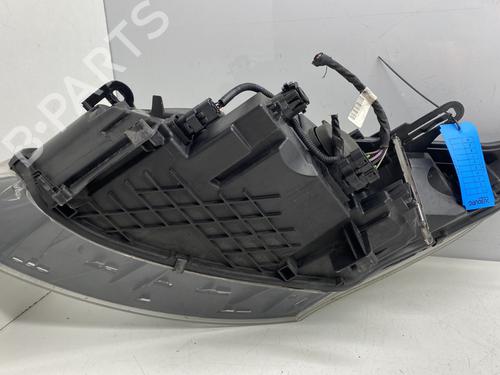 right-headlight-renault-megane-iii-hatchback-bz01_-b3_-2008-39662889 main image