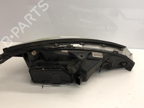 Left headlight FORD FOCUS I (DAW, DBW) 1.8 TDCi | BP22853821C28 