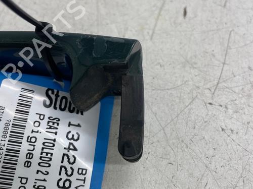 Used Rear right exterior door handle Rear right exterior door handle SEAT TOLEDO II (1M2) 1.9 TDI (90 hp) 40225085 40225085