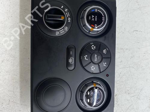 climate-control-suzuki-grand-vitara-ii-jt-te-td-2005-39663200 main image