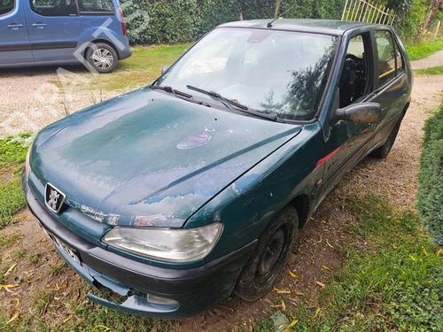 Used Parts PEUGEOT 306 Hatchback (7A, 7C, N3, N5) 1.9 DT (90 hp) 4454764
