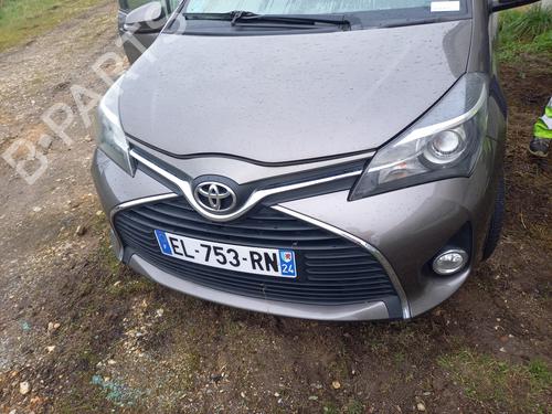 Windscreen washer tank TOYOTA YARIS (_P13_) 1.3 (NSP130_, NSP130) | BP25472617C113