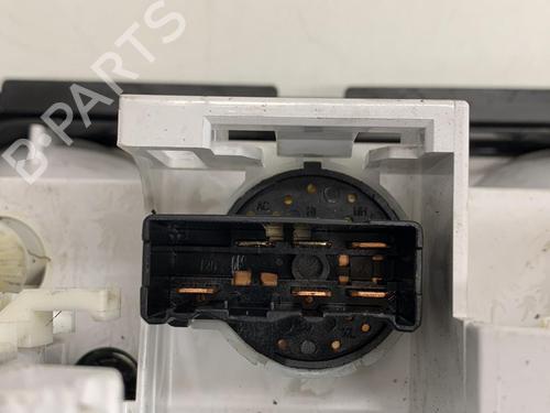 Used Climate control Climate control OPEL AGILA B (H08) 1.0 (F68) (65 hp) 22852756 22852756