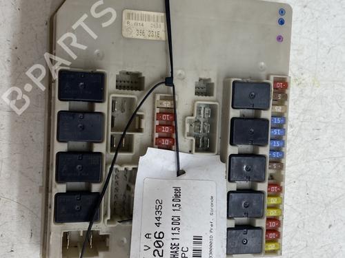 Modulo elettronico RENAULT CLIO III (BR0/1, CR0/1) 1.5 dCi (C/BR0G, C/BR1G) (68 hp) 31753478