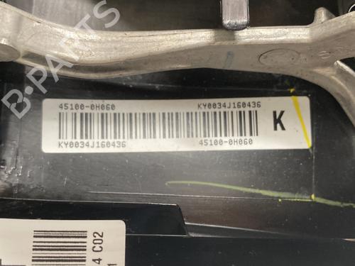 Steering wheel PEUGEOT 108 1.0 VTi 72 | BP28692024C49 - Image 2