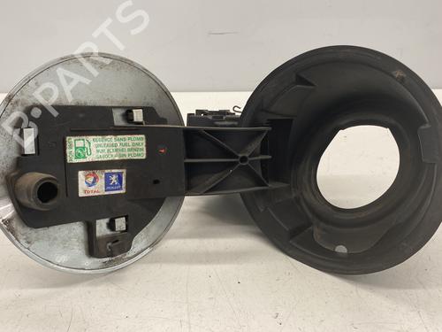 Used Fuel flap PEUGEOT 1007 (KM_) 1.4 (75 hp) 22856323