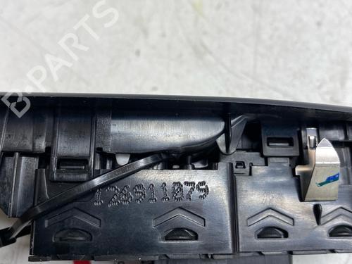 Used Left front window switch Left front window switch 37663046 37663046