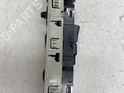 Switch VOLVO V40 Cross Country (526) D2 | BP26388470I30 - Image 2