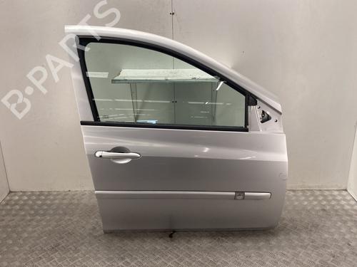 Used Right front door RENAULT CLIO III (BR0/1, CR0/1) 1.5 dCi (C/BR0G, C/BR1G) (68 hp) 26977959