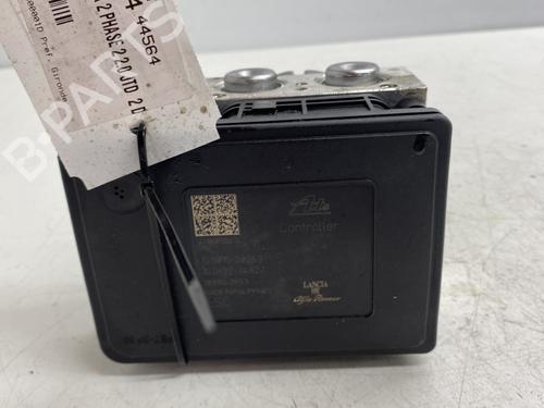 Used ABS pump ABS pump ALFA ROMEO GIULIETTA (940_) 2.0 JTDM (940FXQ1A, 940FYC1A) (150 hp) 32468857 32468857