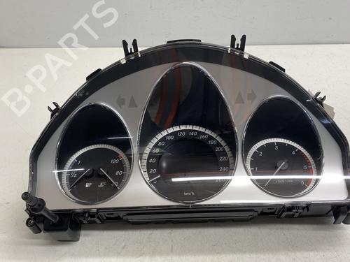 Kombiinstrument MERCEDES-BENZ C-CLASS T-Model (S204) C 220 CDI (204.202) (170 hp) 30822662
