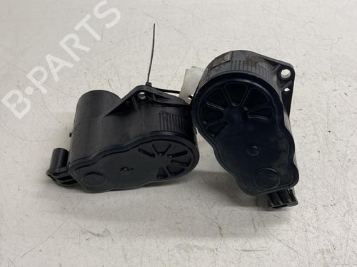 Electric handbrake PEUGEOT 3008 II SUV (MC_, MR_, MJ_, M4_) 1.2 THP/ PureTech 130 (MRHNSM, MRHNSU, MRHNSJ, MRHNYW,... | BP28168228E5