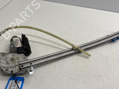 Used Rear right window mechanism Rear right window mechanism RENAULT ESPACE IV (JK0/1_) 2.0 dCi (JK01, JK02, JK1J, JK1K, JK1H) (150 hp) 33475810 33475810