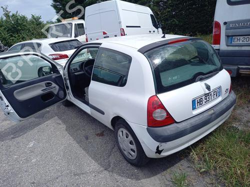 Brugte RENAULT CLIO II (BB_, CB_) 1.5 dCi (B/C2J) (68 hp) 4310144