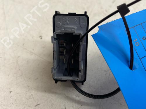 Left front window switch CITROËN C3 III (SX) 1.5 BlueHDi 100 (SXYHYP, SXYHTU) | BP39508826I27 - Image 2