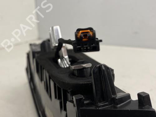 Used Right tailgate light Right tailgate light PEUGEOT 308 III (FB_, FH_, FP_, F3_, FM_) PureTech 130 (FPHNSL, FPHNST) (131 hp) 23852523 23852523