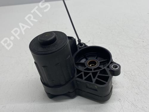 Used Electric handbrake VW GOLF VII (5G1, BQ1, BE1, BE2) 1.4 TSI (140 hp) 22860388