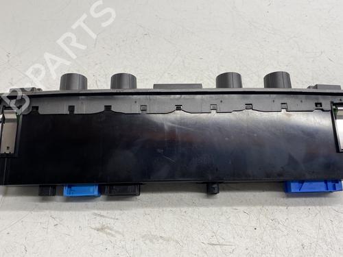 Used Climate control Climate control BMW 7 (E65, E66, E67) 730 d (218 hp) 29590221 29590221