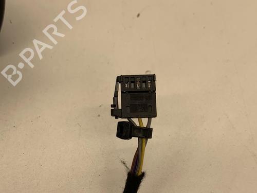 Used Right mirror VW POLO V (6R1, 6C1) 1.0 (60 hp) 22857736