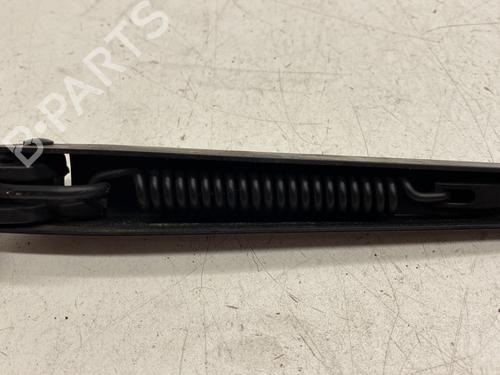 Used Front windshield wiper arm RENAULT CLIO IV (BH_) 1.5 dCi 75 (75 hp) 22860470
