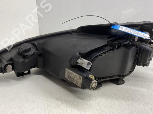 Used Right headlight Right headlight PEUGEOT 206 SW (2E/K) 2.0 HDi (90 hp) 32065332 32065332