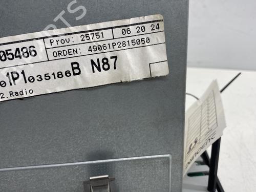 radio-seat-leon-1p1-2005-2006-2007-2008-2009-2010-2011-2012-2013-29870397 main image