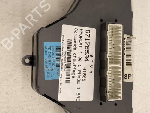 Used Climate control HYUNDAI i30 Estate (FD) 1.6 CRDi (116 hp) 22863008