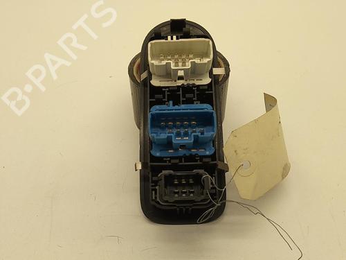 Used Switch RENAULT CLIO III (BR0/1, CR0/1) 1.5 dCi (88 hp) 22856812