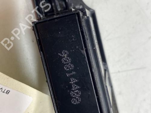 Used Warning switch Warning switch HYUNDAI TUCSON (TL, TLE) 1.7 CRDi (116 hp) 22861593 22861593