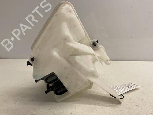 Windscreen washer tank TOYOTA YARIS (_P13_) 1.3 (NSP130_, NSP130) | BP25472617C113 