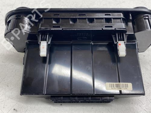 Climate control KIA SPORTAGE III (SL) 1.7 CRDi | BP29139350I5 