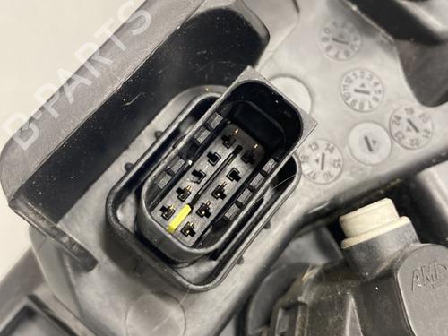 Right headlight PEUGEOT 208 I (CA_, CC_) 1.4 HDi | BP29870442C29