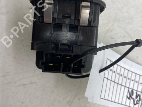 Left front window switch PEUGEOT 206 Hatchback (2A/C) 1.4 i | BP38032429I27 - Image 3