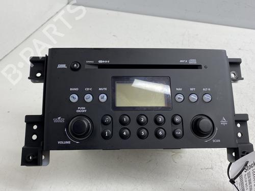 Used Radio SUZUKI GRAND VITARA II (JT, TE, TD) 1.9 DDiS All-wheel Drive (JT419, TD44, JB419WD, JB419XD,... (129 hp) 33037673