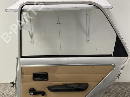 Dør højre bagtil Dør højre bagtil RENAULT 5 (122_) 1.1 (1227, 1397) (45 hp) 22858058 22858058