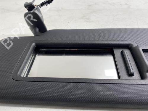 left-sun-visor-audi-tt-fv3-fvp-20-tfsi-8s8857551e7c0-2014-22859357 main image