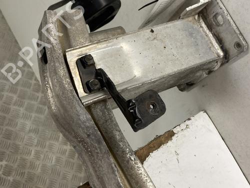 Used Front bumper reinforcement Front bumper reinforcement AUDI A4 B8 Avant (8K5) 2.0 TDI (143 hp) 33475956 33475956