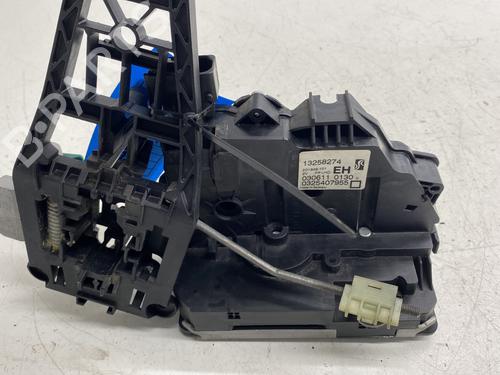 Zamek drzwi przednich prawych OPEL CORSA D (S07) 1.3 CDTI (L08, L68) | BP26683880C97 