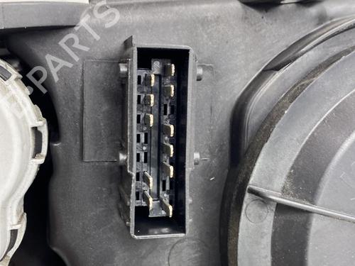 Right headlight CITROËN C5 III (RD_) 2.0 HDi 140 (RDRHF8, RDRHFA, RDRHA8, RDRHAJ) | BP36003281C29 - Image 4