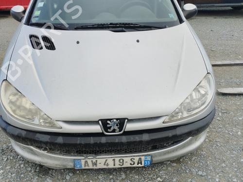 Right taillight PEUGEOT 206 Hatchback (2A/C) 1.4 i | BP31967004C35 