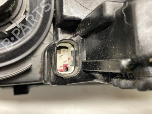 Left headlight BMW 3 Touring (E46) 320 d | BP22856277C28 