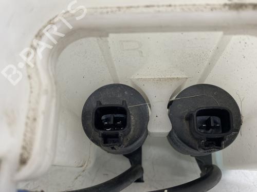 Windscreen washer tank TOYOTA YARIS (_P13_) 1.3 (NSP130_, NSP130) | BP25472617C113 