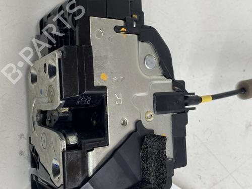 front-right-lock-renault-kadjar-ha_-hl_-2015-24057637 main image