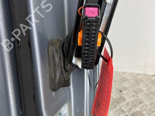 Used Left front door Left front door 34348059 34348059